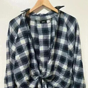 BDG oversize women long sleeves flannels tie fronts sz M shirt comfy cute summer